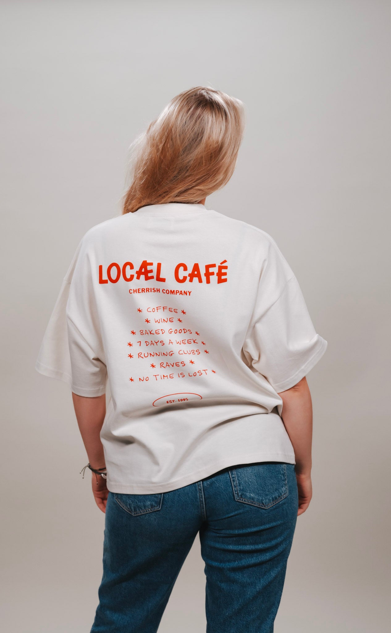 Locæl Cafe - Vintage White T-shirt - 240 GSM